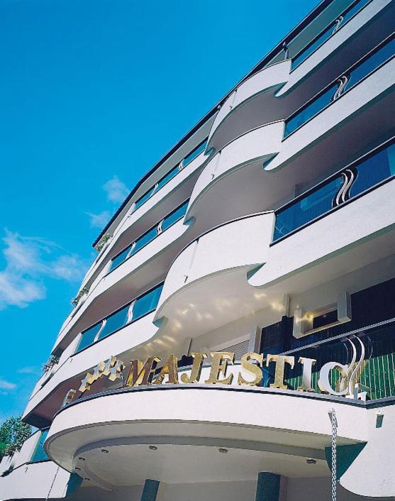 Hotel Majestic Gabicce Mare Extérieur photo