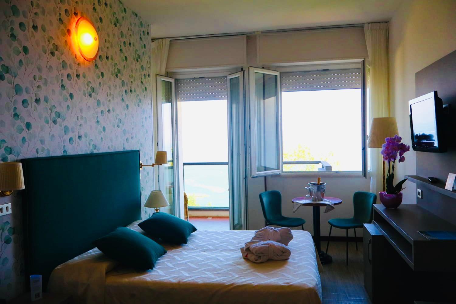 Hotel Majestic Gabicce Mare Extérieur photo