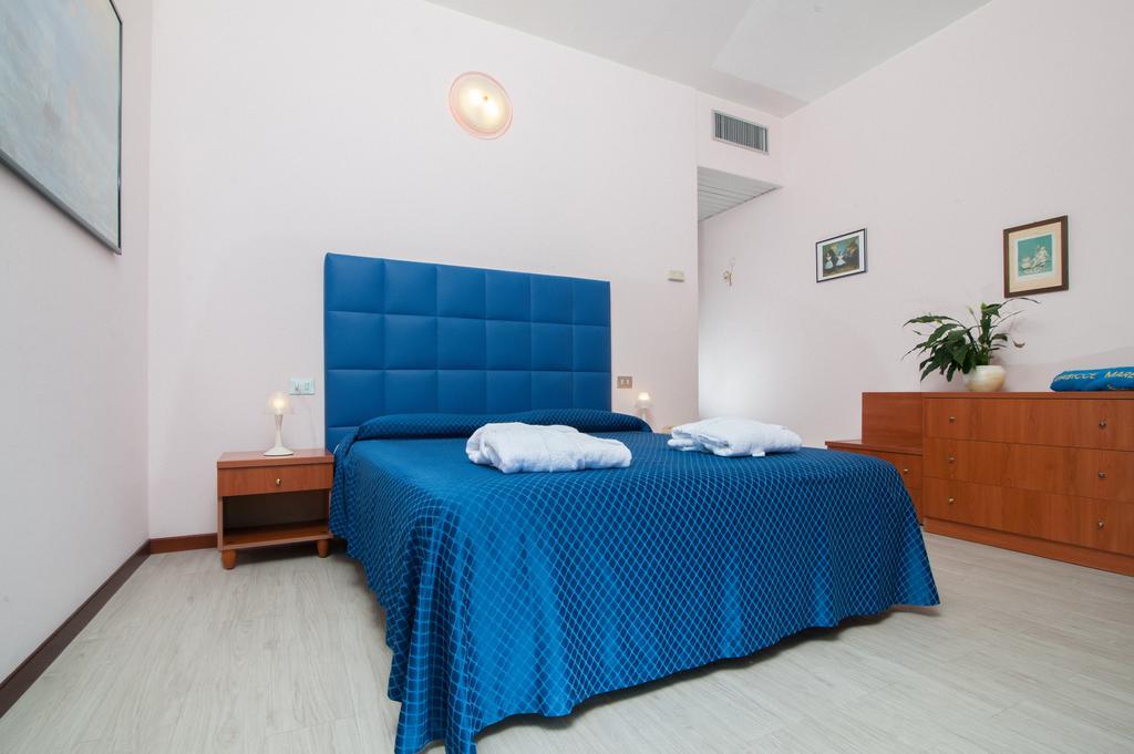 Hotel Majestic Gabicce Mare Extérieur photo