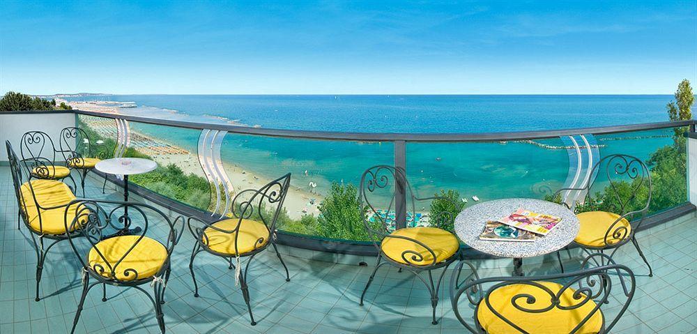 Hotel Majestic Gabicce Mare Extérieur photo