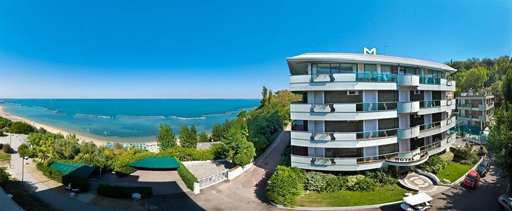 Hotel Majestic Gabicce Mare Extérieur photo